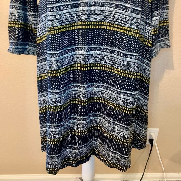 H&M Tunic Top Sz 10 Black Geometric Pattern White Yellow 100% Viscose Boho - Picture 4 of 15